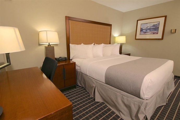 Imagen de la habitación del Hotel Clarion Pointe, Medicine Hat. Foto 8