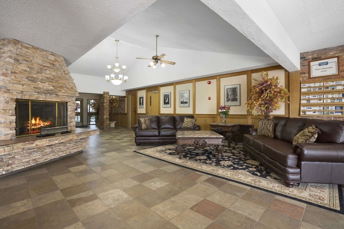 Imagen de los interiores del Hotel Clarion Pointe, Medicine Hat. Foto 12