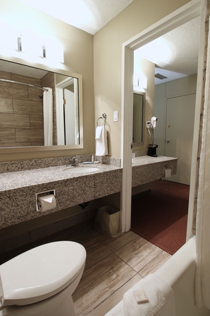 Imagen de la habitación del Hotel Clarion Pointe, Medicine Hat. Foto 11