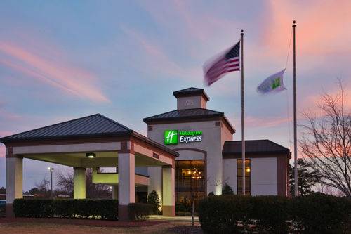 Imagen general del Hotel Clarion Pointe New Bern. Foto 3