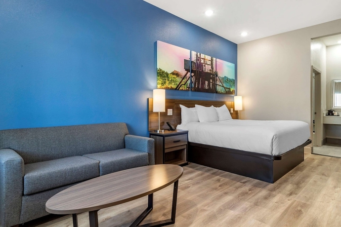 Imagen de la habitación del Hotel Clarion Pointe Port Arthur-Beaumont South. Foto 3