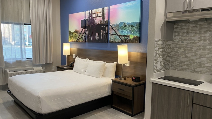 Imagen de la habitación del Hotel Clarion Pointe Port Arthur-Beaumont South. Foto 14