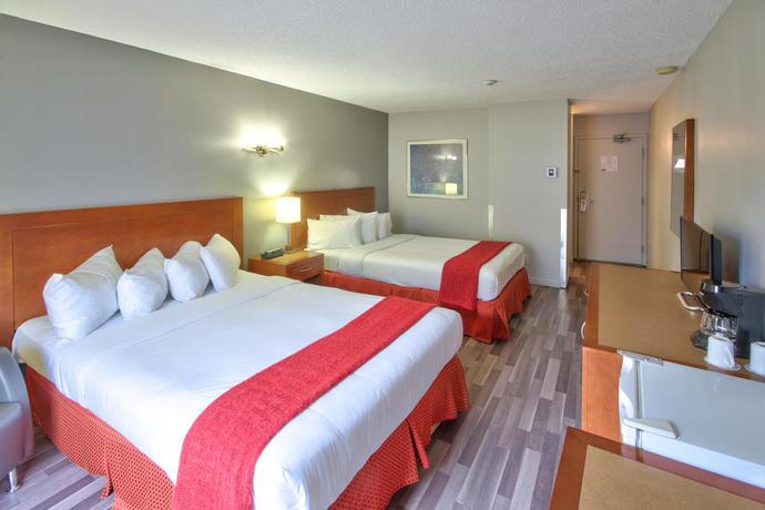 Imagen general del Hotel Clarion Pointe Quebec Airport. Foto 10