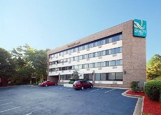 Imagen general del Hotel Clarion Pointe Raleigh Midtown. Foto 1