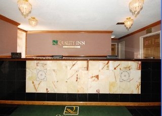 Imagen general del Hotel Clarion Pointe Raleigh Midtown. Foto 3
