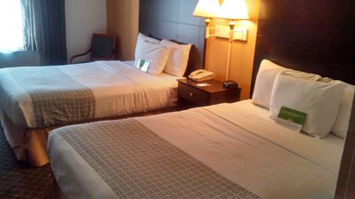 Imagen de la habitación del Hotel Clarion Pointe Richmond North Near University. Foto 4
