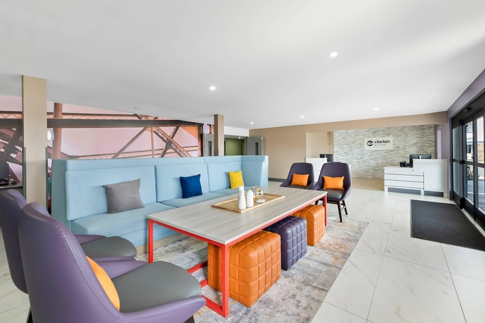 Imagen de los interiores del Hotel Clarion Pointe Shreveport West. Foto 16