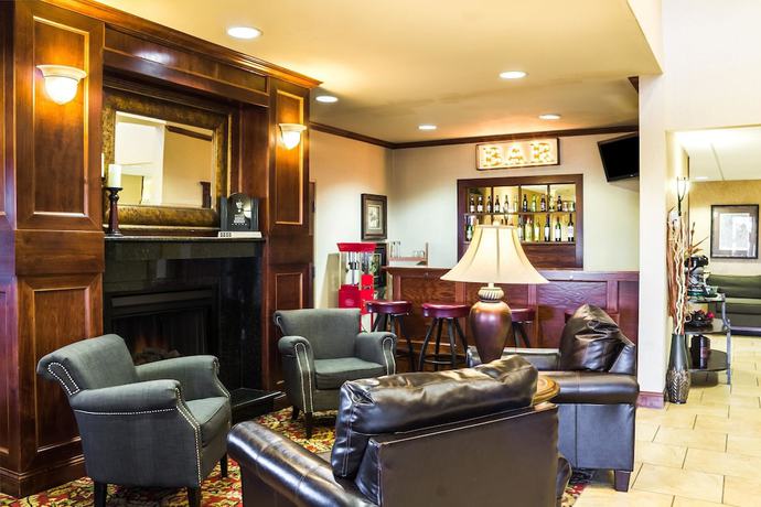 Imagen de los interiores del Hotel Clarion Pointe Sioux Falls Airport. Foto 13