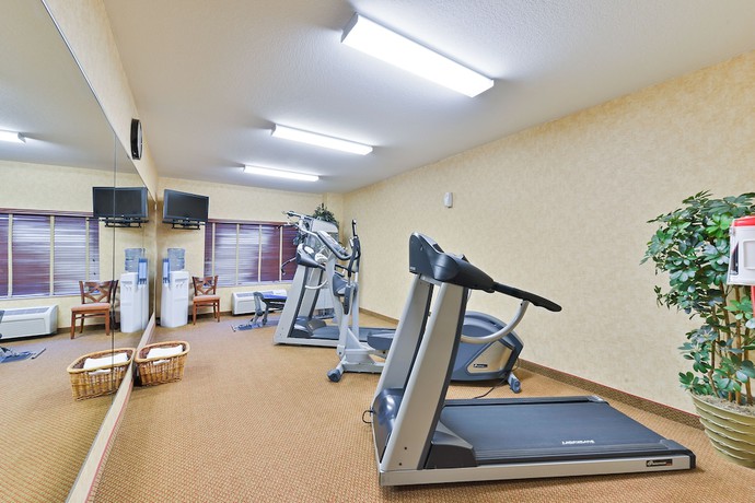 Imagen de los interiores del Hotel Clarion Pointe Sioux Falls Airport. Foto 16