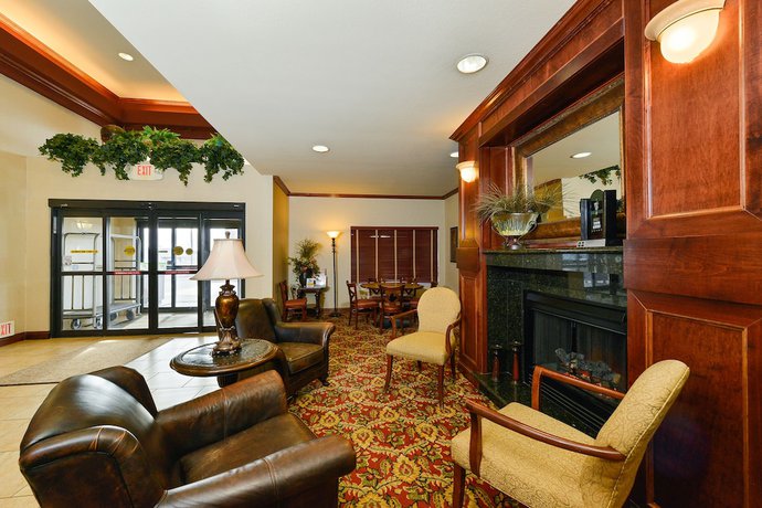 Imagen de los interiores del Hotel Clarion Pointe Sioux Falls Airport. Foto 17
