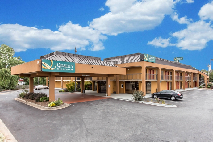 Imagen general del Hotel Clarion Pointe Statesville. Foto 2