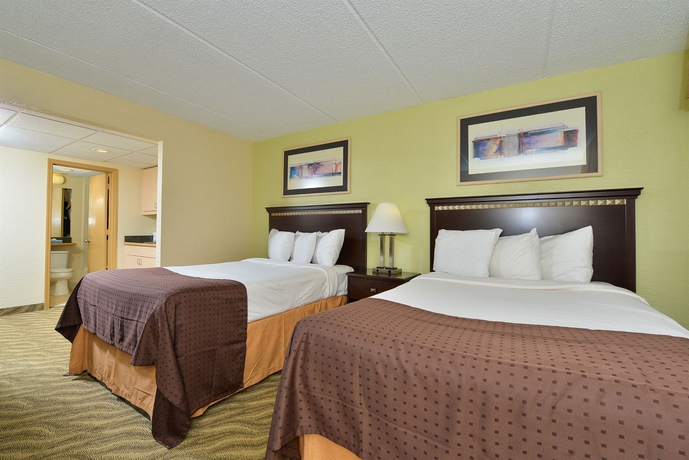 Imagen de la habitación del Hotel Clarion Pointe Tampa East Near Fairgrounds and Casino. Foto 6