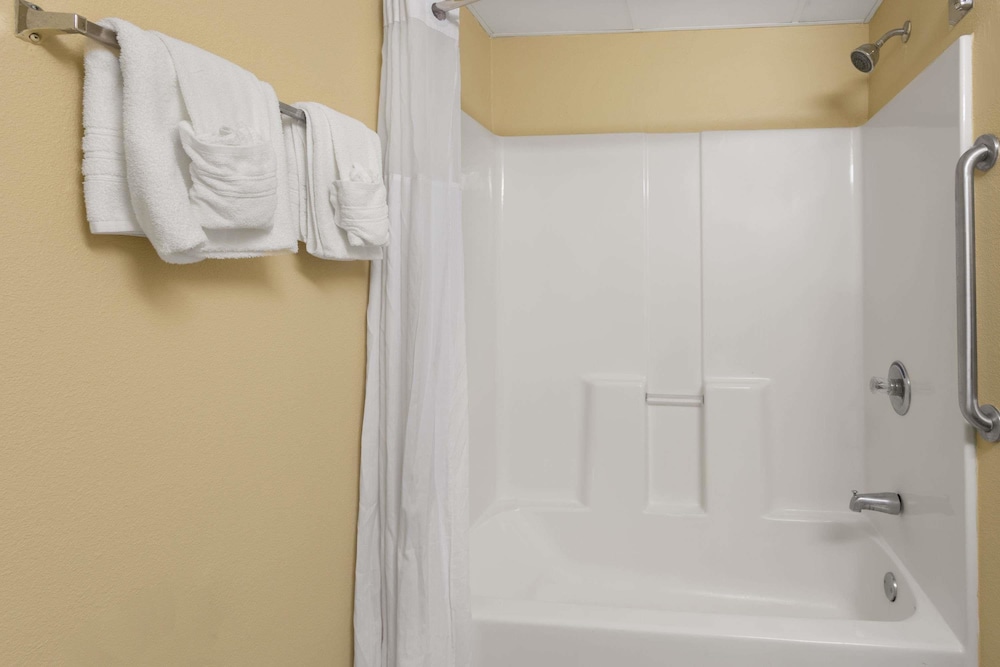 Imagen de la habitación del Hotel Clarion Pointe Vidalia - Lyons West. Foto 8