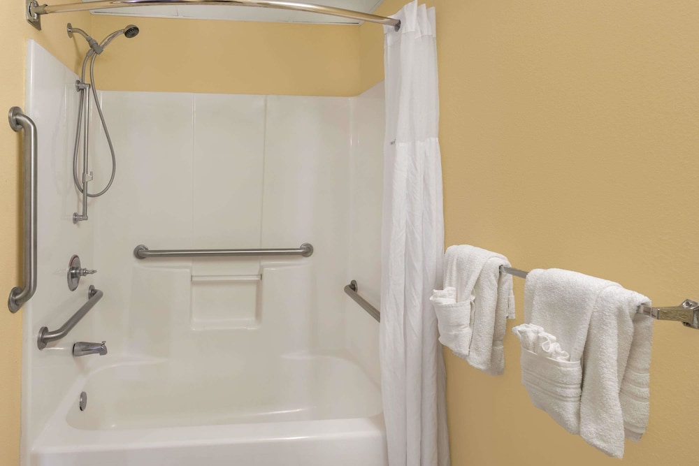 Imagen de la habitación del Hotel Clarion Pointe Vidalia - Lyons West. Foto 13