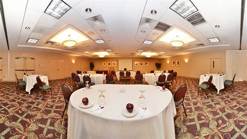 Imagen de los interiores del Hotel Clarion Portland. Foto 9