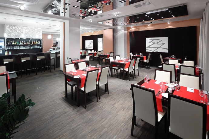 Imagen del bar/restaurante del Hotel Clarion Prague City. Foto 3