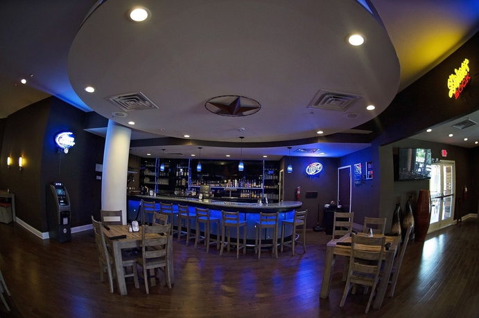 Imagen del bar/restaurante del Hotel Clarion San Angelo Near Convention Center. Foto 3