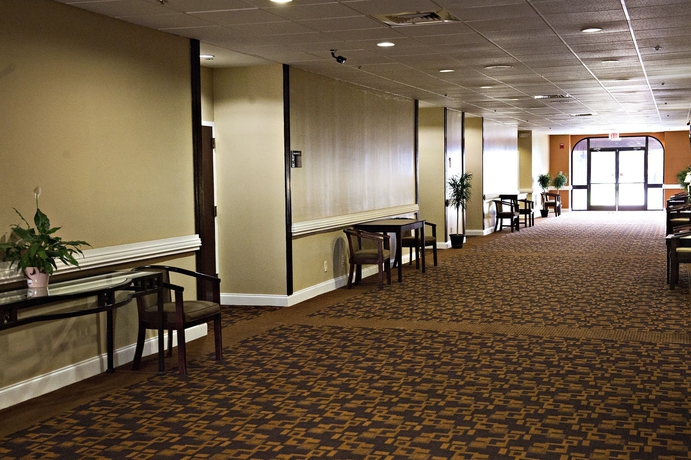 Imagen de los interiores del Hotel Clarion San Angelo Near Convention Center. Foto 14