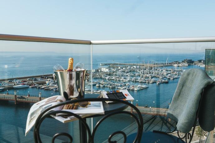 Imagen general del Hotel Clarion Sea U. Foto 3