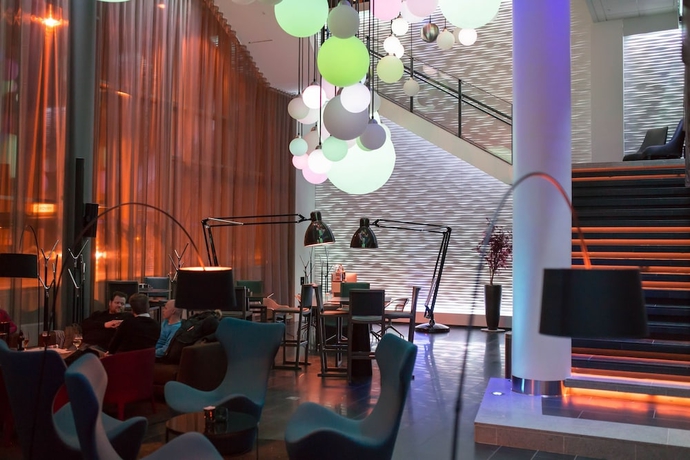 Imagen de los interiores del Hotel Clarion Sense. Foto 12