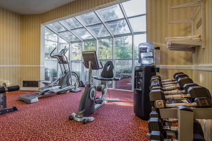 Imagen de los interiores del Hotel Clarion Suites, Augusta. Foto 14