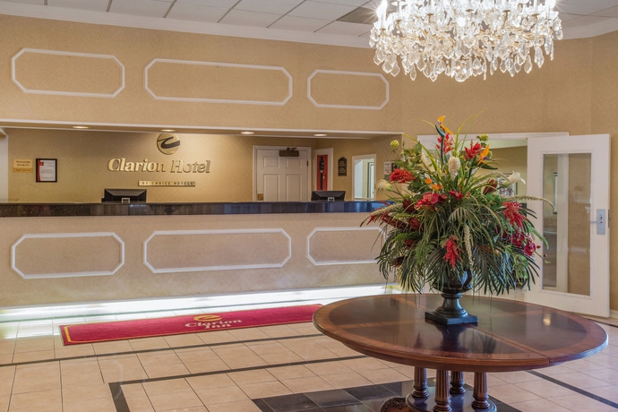 Imagen de los interiores del Hotel Clarion Suites, Augusta. Foto 15