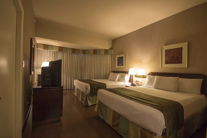 Imagen de la habitación del Hotel Clarion Suites Guatemala City. Foto 10