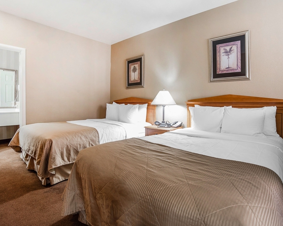 Imagen de los interiores del Hotel Clarion Suites St George - Convention Center Area. Foto 12