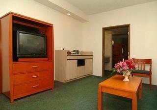 Imagen de la habitación del Hotel Clarion Suites Yuma. Foto 9