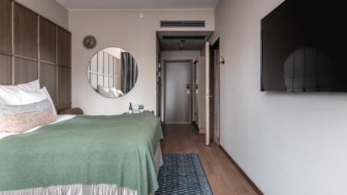 Imagen de la habitación del Hotel Clarion Ume&aring;. Foto 17