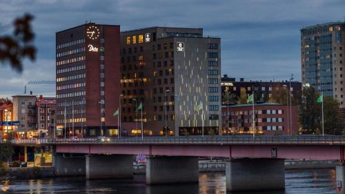 Imagen general del Hotel Clarion Ume&aring;. Foto 6