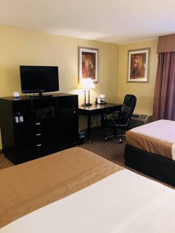 Imagen de la habitación del Hotel Clarion & Suites. Foto 6