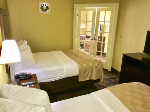 Imagen de la habitación del Hotel Clarion & Suites Hamden - New Haven. Foto 4