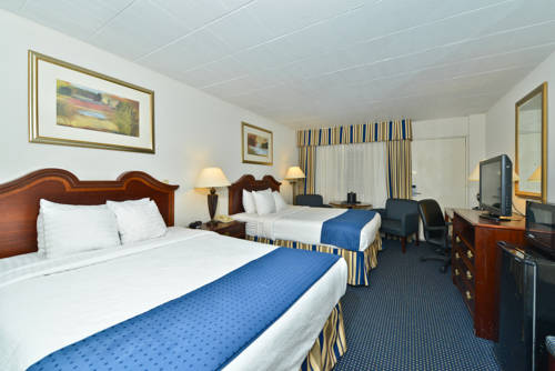 Imagen de la habitación del Hotel Clarion and Conference Center Harrisburg West. Foto 4