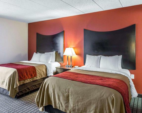 Imagen general del Hotel Clarion and Suites Bwi Airport North. Foto 4