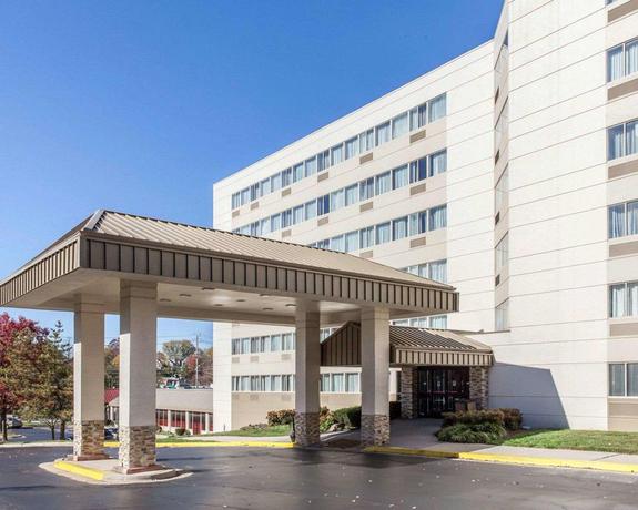 Imagen general del Hotel Clarion and Suites Bwi Airport North. Foto 10