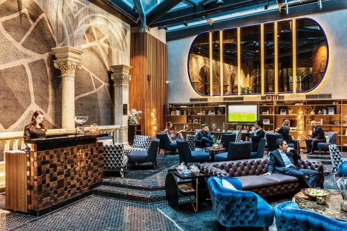 Imagen del bar/restaurante del Hotel Clark Budapest - Adults Only. Foto 4