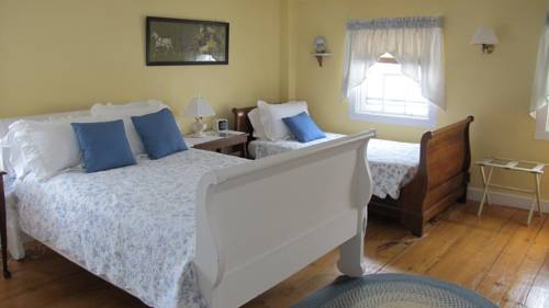Imagen de la habitación del Hotel Clark Currier Inn. Foto 2