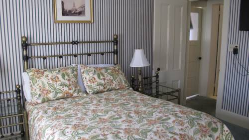 Imagen de la habitación del Hotel Clark Currier Inn. Foto 5