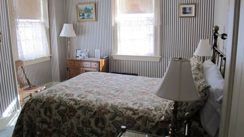 Imagen de la habitación del Hotel Clark Currier Inn. Foto 6