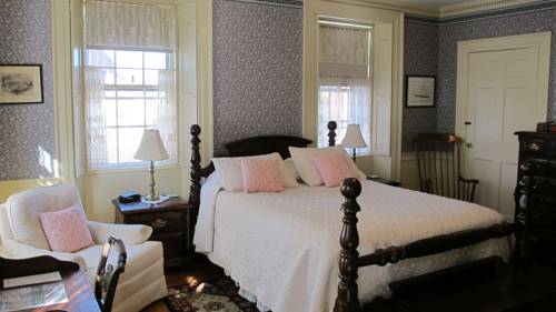Imagen de la habitación del Hotel Clark Currier Inn. Foto 8
