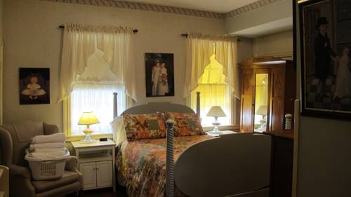 Imagen de la habitación del Hotel Clark Currier Inn. Foto 10