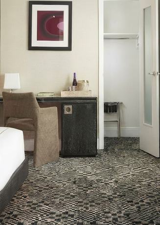 Imagen de la habitación del Hotel Clark. Foto 10