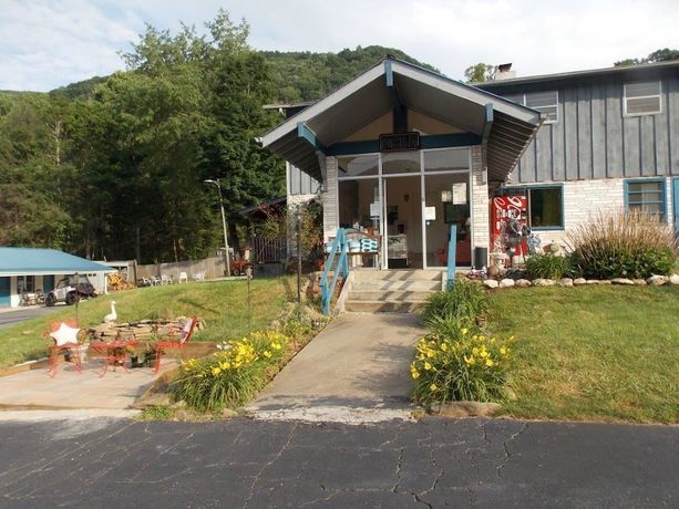 Imagen de los interiores del Hotel Clarketon Motel. Foto 17