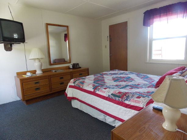 Imagen de la habitación del Hotel Clarketon Motel. Foto 10