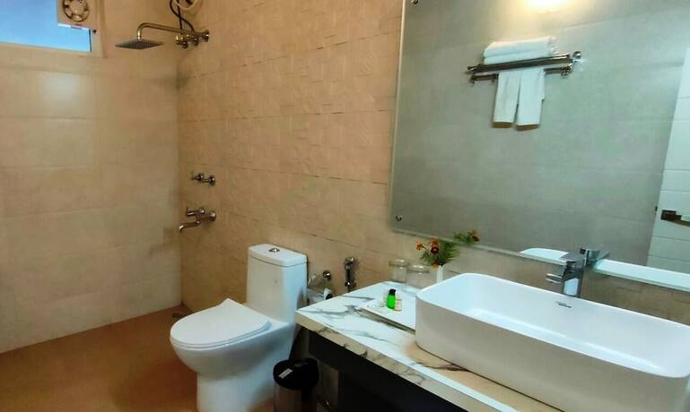 Imagen general del Hotel Clarks Exotica Ramgarh. Foto 11