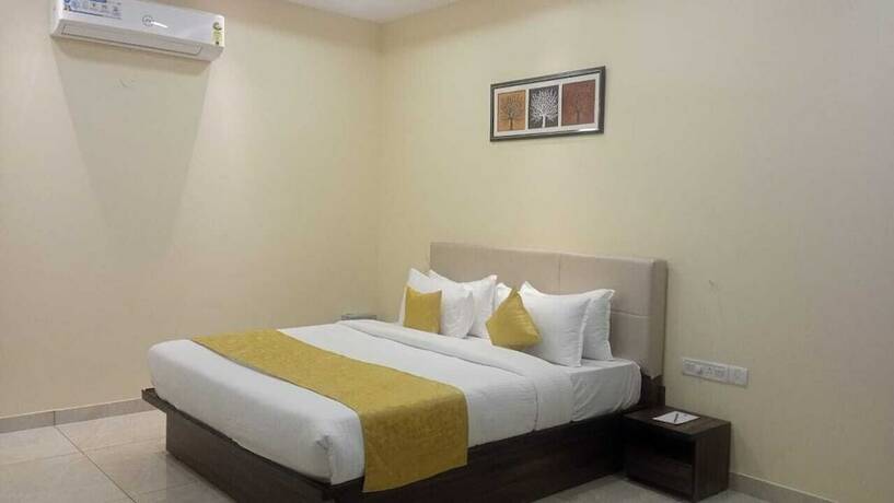 Imagen de la habitación del Hotel Clarks Inn Dudhwa. Foto 19