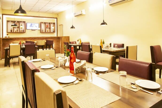 Imagen general del Hotel Clarks Inn Dudhwa. Foto 3
