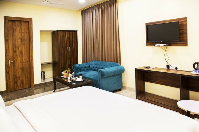 Imagen general del Hotel Clarks Inn Dudhwa. Foto 12