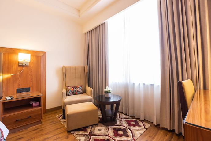 Imagen de los interiores del Hotel Clarks Inn Express Ludhiana. Foto 5